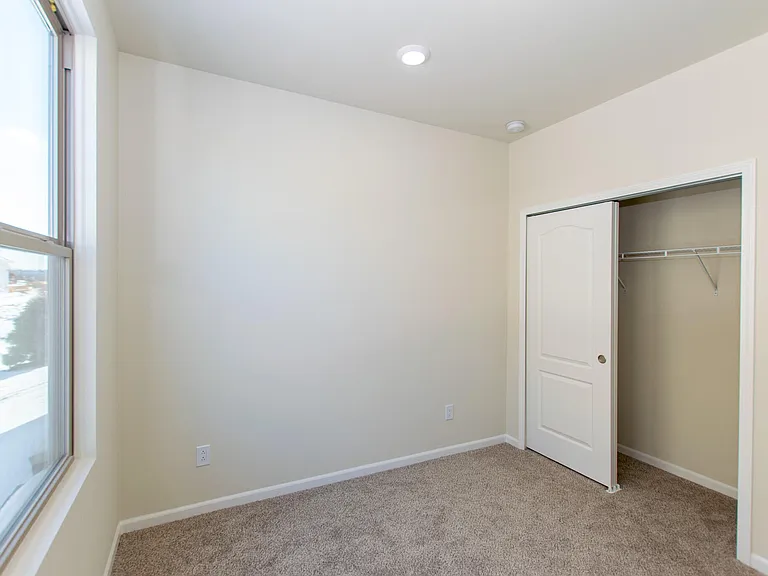 723 W Spaniel Dr — Photo 22