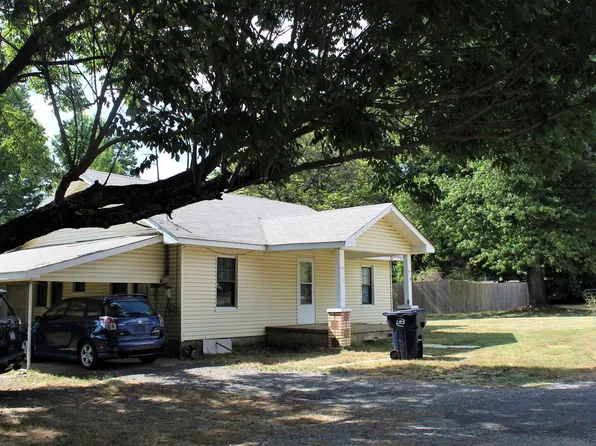 70 S Broadway St, Damascus, AR 72039