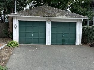 13 Lindsey St, Marblehead, MA 01945