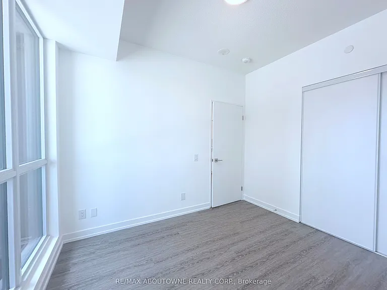 25 Kitney Dr #305 — Photo 7