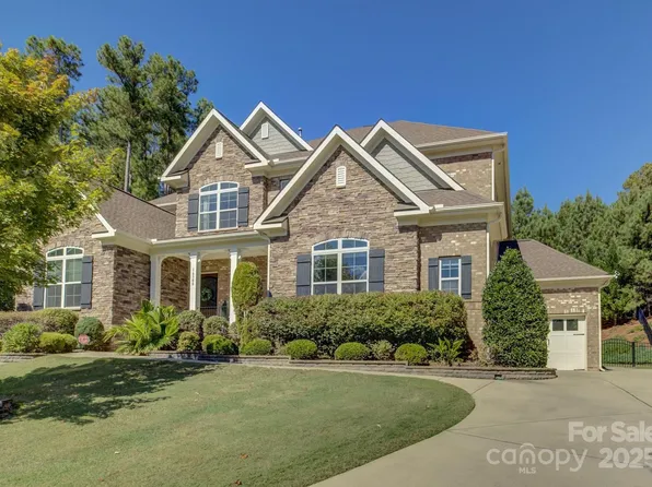 16300 Doves Canyon Ln, Charlotte, NC 28278