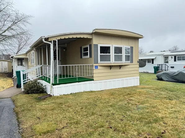11 Robert Rd, Plainville, MA 02762