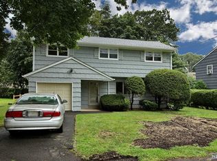 110 Ash St, Westwood, NJ 07675