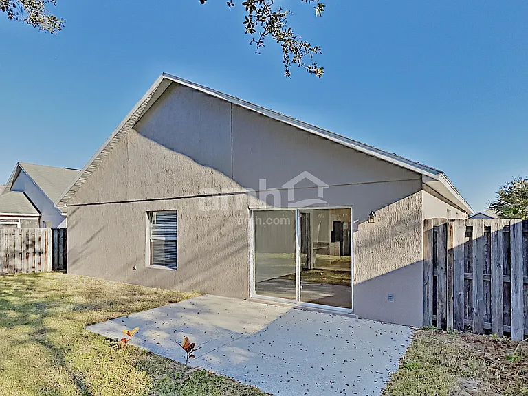 1066 Bluegrass Dr — Photo 24