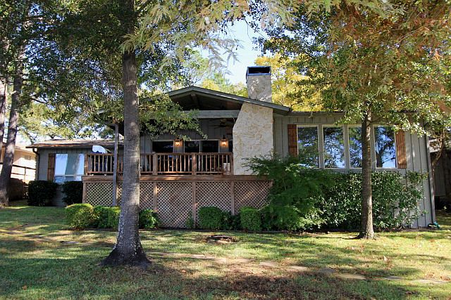 1st image of 125 Shoreline Cir