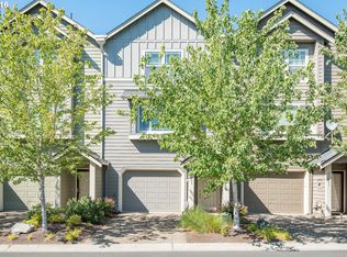 21625 NE Willow Glen Rd, Fairview, OR 97024