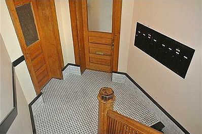 5th image of 627 N Pennsylvania St #3