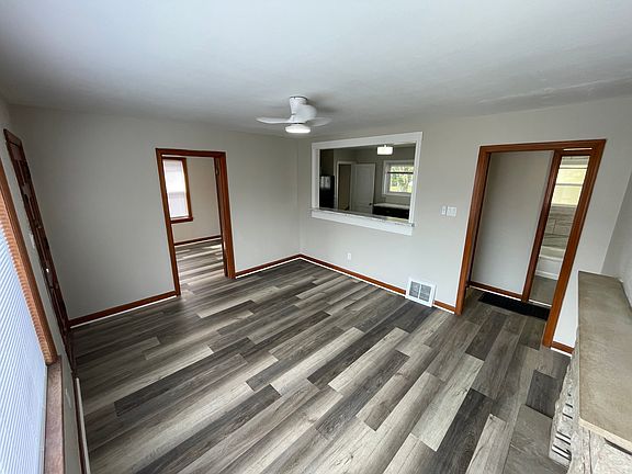 4th image of 10539 Saint Xavier Ln
