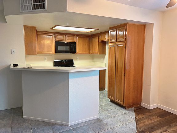 3rd image of 2620 Avenida Del Vis APT 101