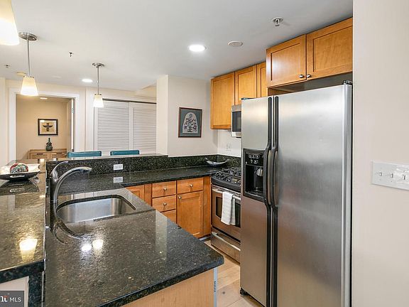 5th image of 2535 13th St NW APT 5