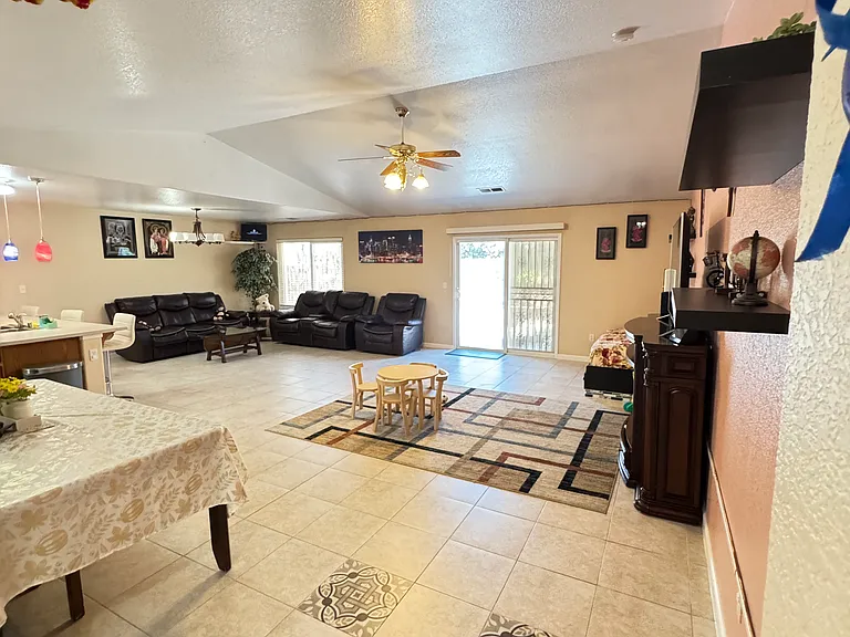 2226 N Vernal Ave — Photo 5