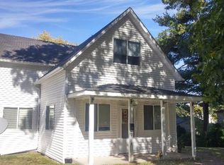 1514 Grove St, Burlington, IA 52601