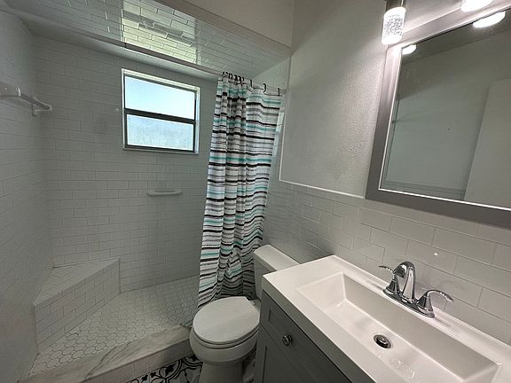 3rd image of 9130 S Zanmar Dr