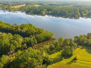 611 Godette School Rd, Havelock, NC 28532