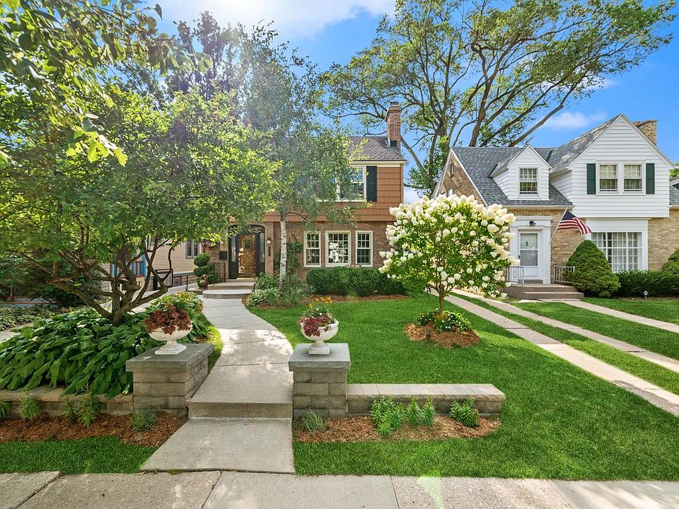 1st image of 5547 North Shoreland AVENUE