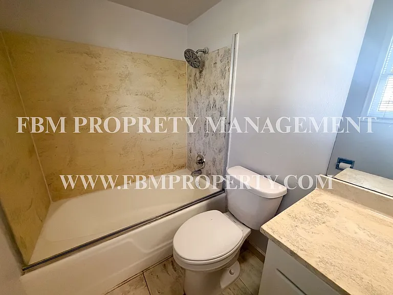 2200 Country Club Rd #A — Photo 9