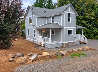 1119 W B St, Rainier, OR 97048