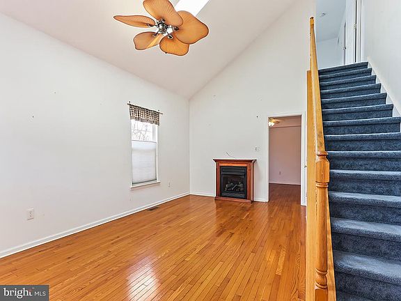 5th image of 132 Liberty Dr