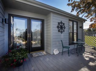 47 Clubhouse Tower Dr, Moneta, VA 24121