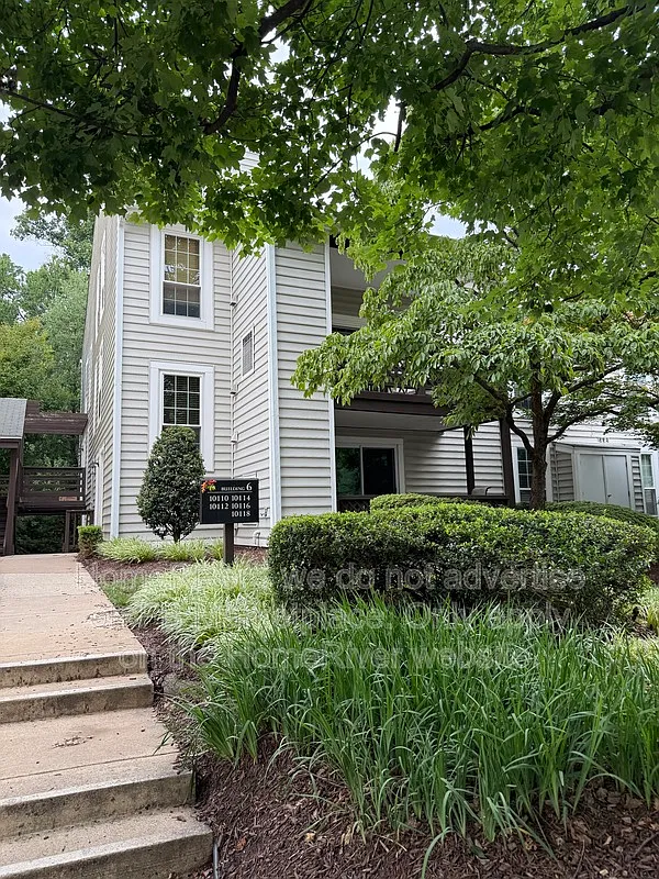 1 bed, 1.0 bath, 929 sqft, $2,100 — Photo 1