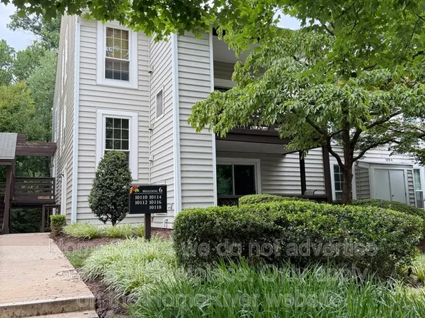 10116 Oakton Terrace Rd, Oakton, VA 22124