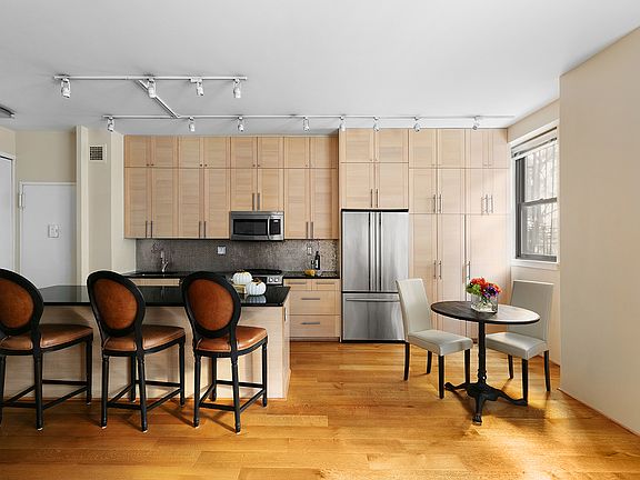 2nd image of 345 E 81st St APT 1K