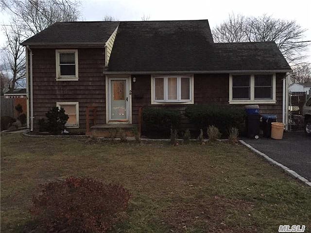 1st image of 39 Sherwood Dr