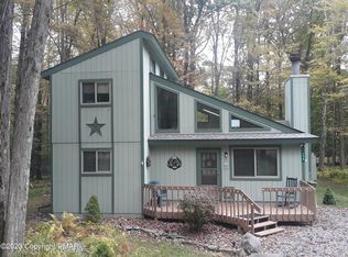 172 Tommys Ln, Pocono Lake, PA 18347