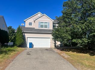 6869 Falmouth Curv, Shakopee, MN 55379