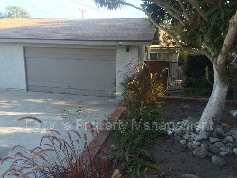 1st image of 23 Lemon Dr #A