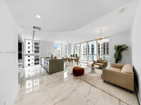 5th image of 1080 Brickell Ave Unit 2708