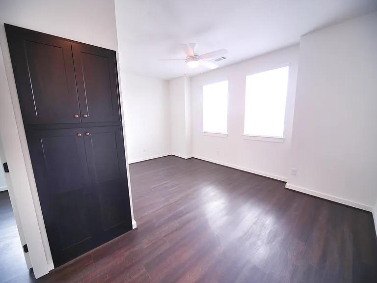 3519 S Hills Ave — Photo 20
