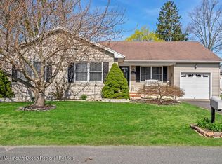 516 Longboat Ave, Beachwood, NJ 08722