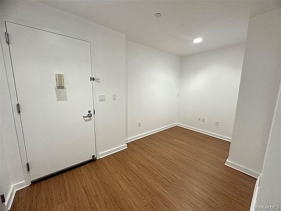 2nd image of 40 26 College Point Blvd #8M