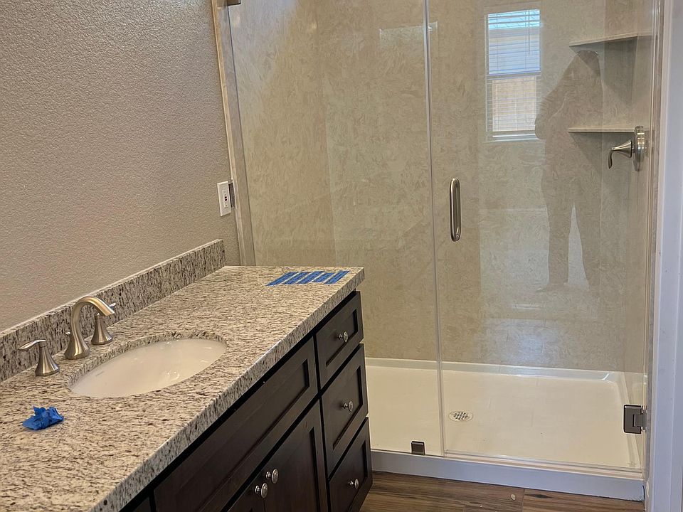 1st image of 507 Lupine Dr