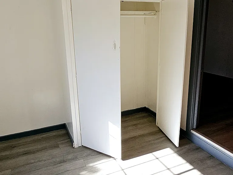 1122A N St — Photo 11