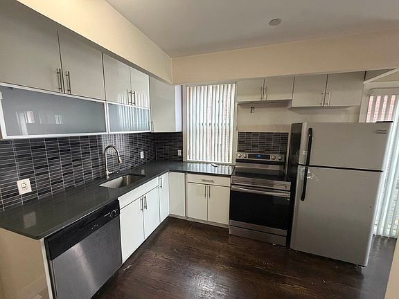 4th image of 490 Ocean Pkwy APT 57