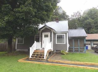 271 Silver St, Greenfield, MA 01301