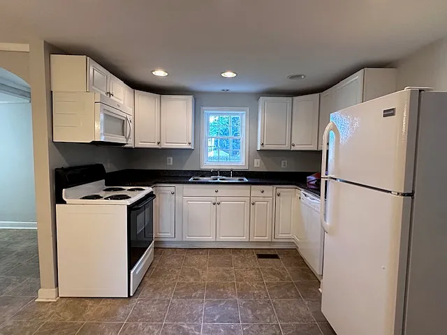 161 W Main St — Photo 10