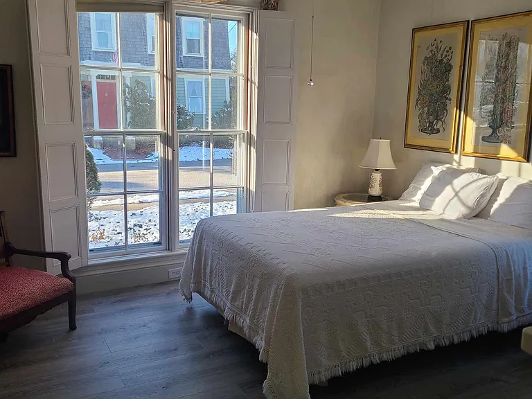 45 Pleasant St — Photo 2