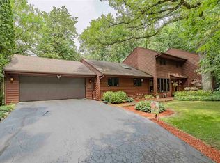 4390 Ruskin Rd, Rockford, IL 61101