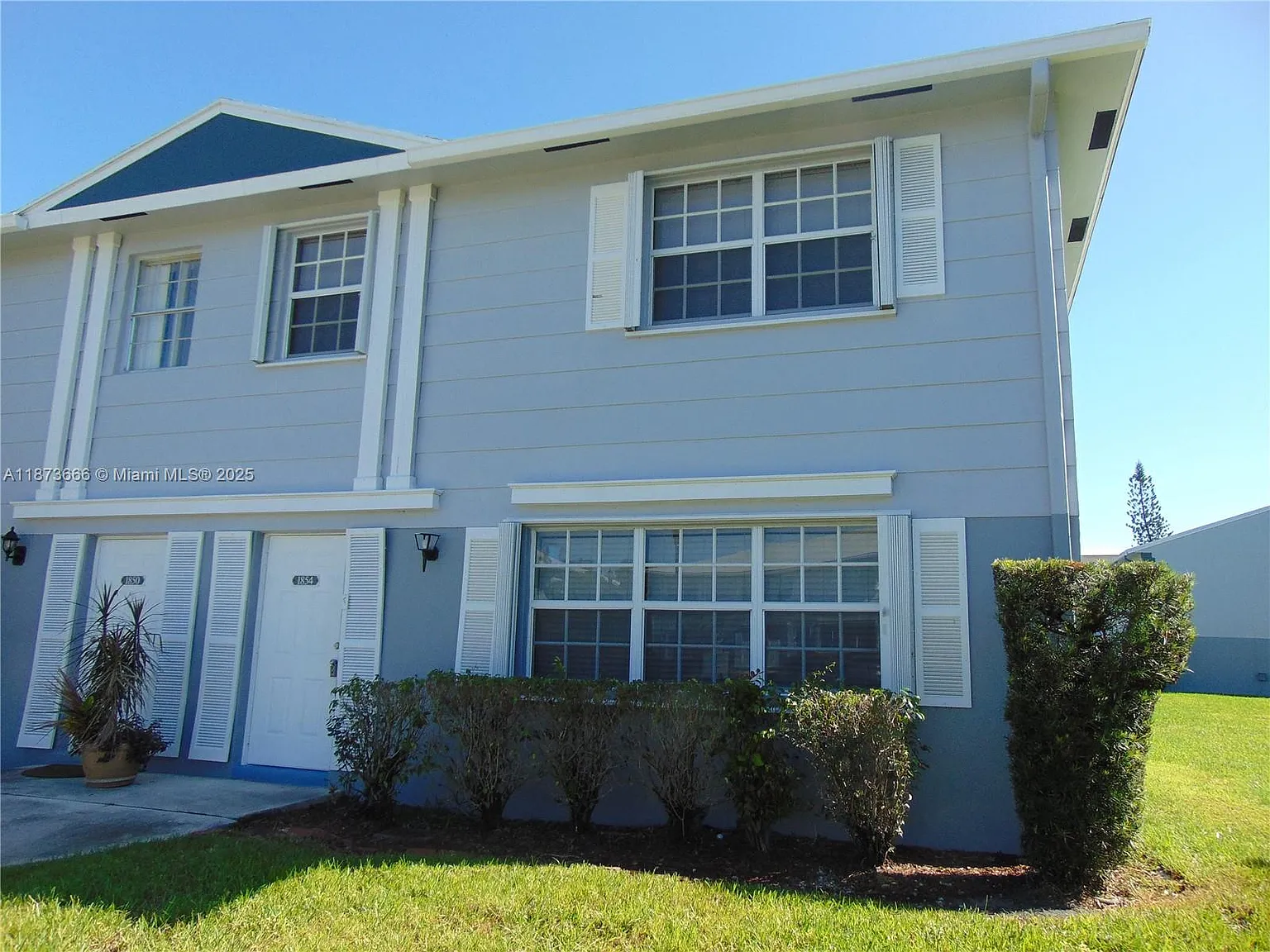 3 bed, 1630 sqft, $2,700 — Photo 1
