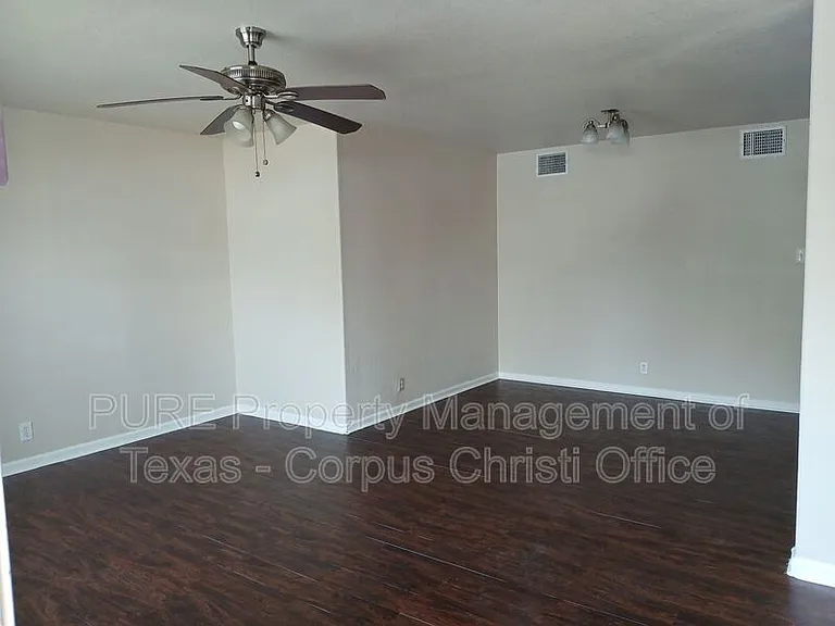 901 Furman Ave #B — Photo 11