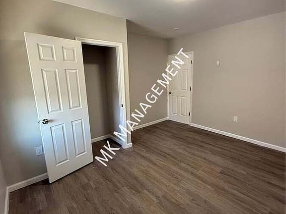 3rd image of 1429 Dartmouth St Unit 2