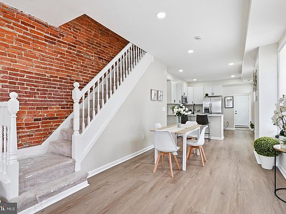 5th image of 3310 E Lombard St