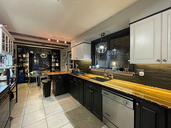 Large kitchen