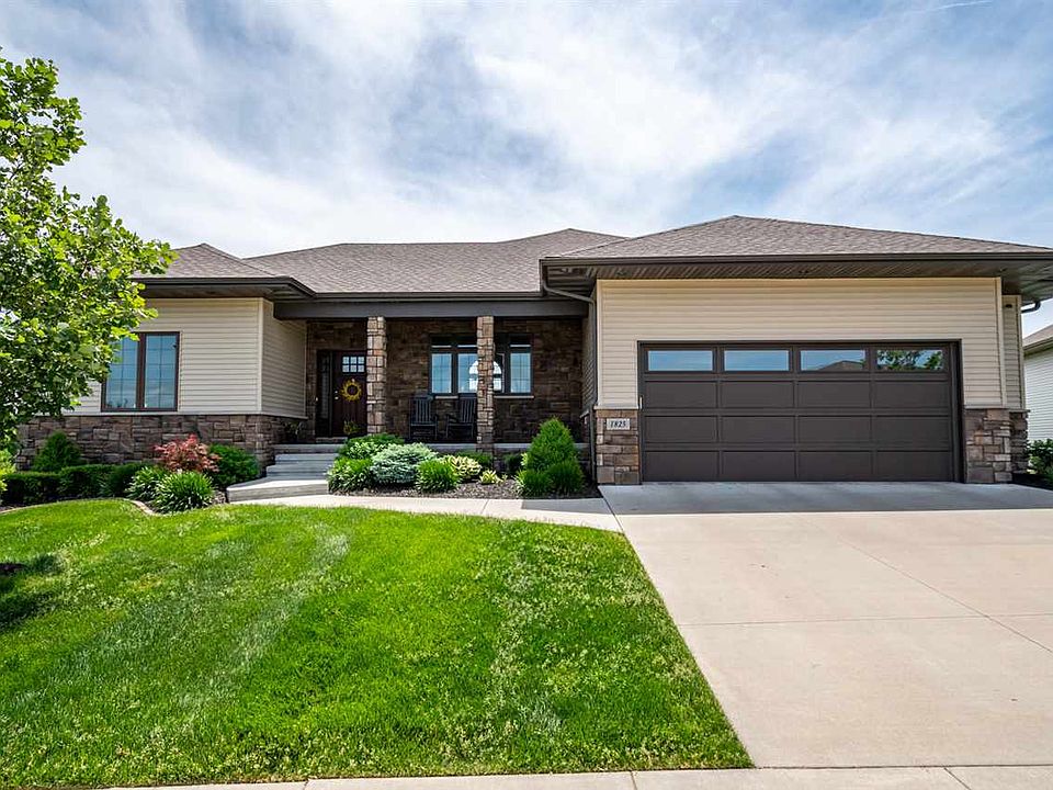 1st image of 1825 Stone Creek Cir
