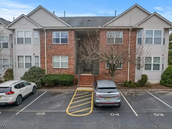 3 Donna Dr, East Hanover Twp., NJ 07936