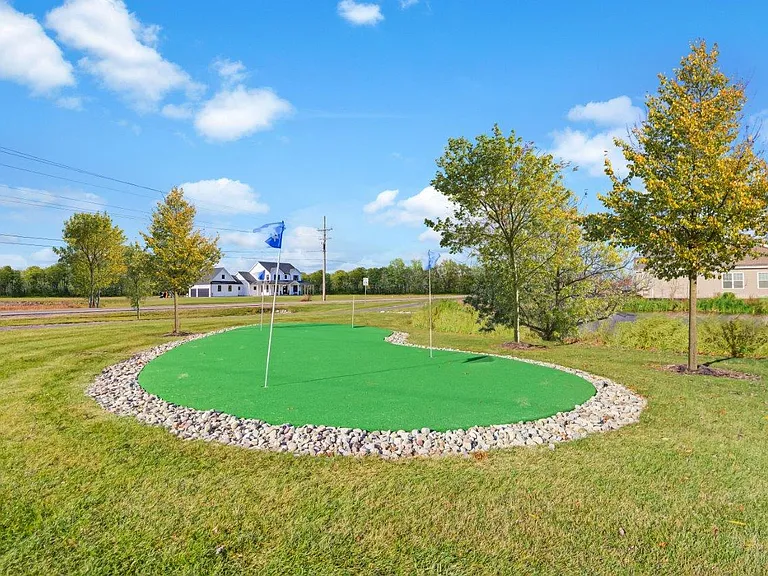The Links at CenterPointe Townhomes — Photo 16