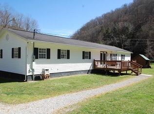 85 Grant Helton Rd, Stoney Fork, KY 40988